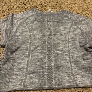 Lulu Swiftly Tech Size 4